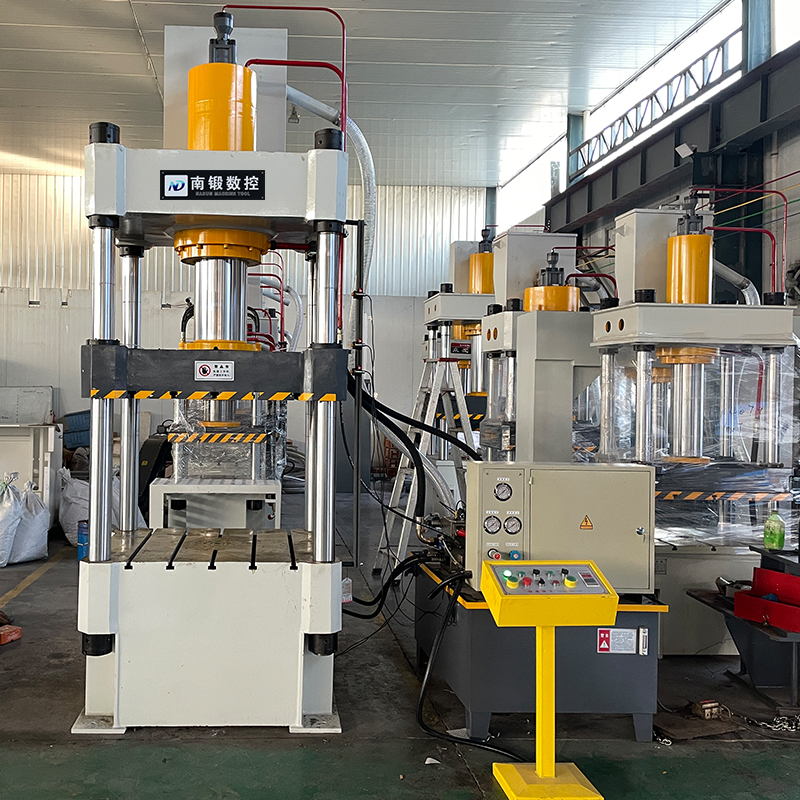 200噸四柱液壓機三梁四柱油壓機試機視頻