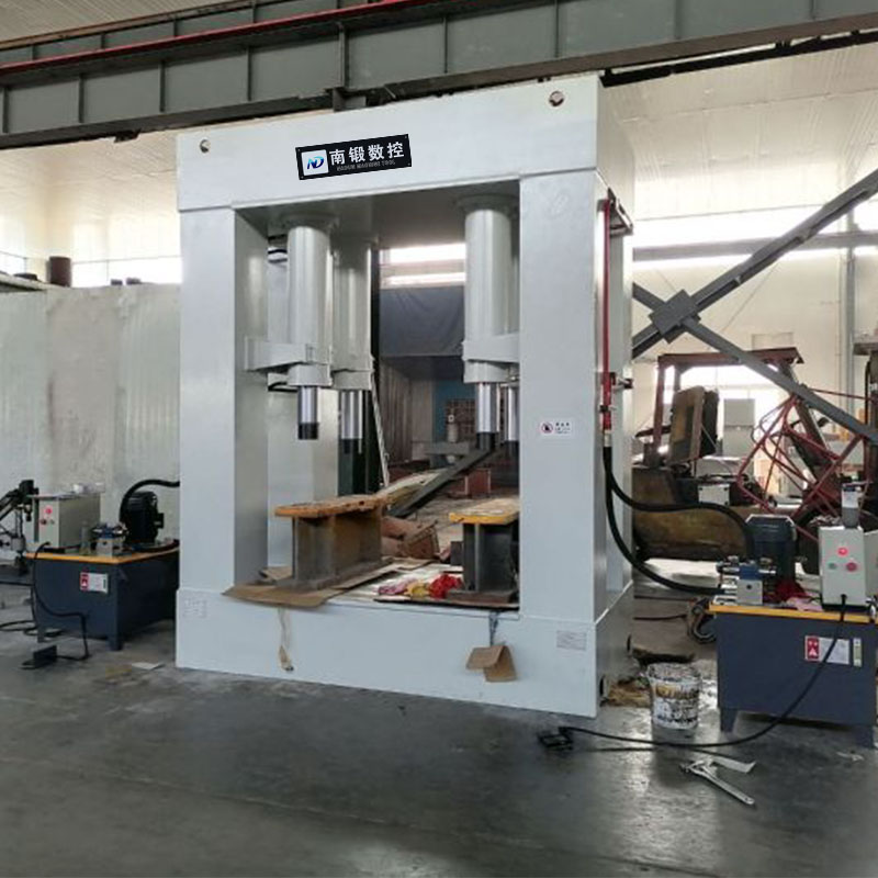 定制油壓機(jī)400噸龍門液壓機(jī)框式壓力機(jī)