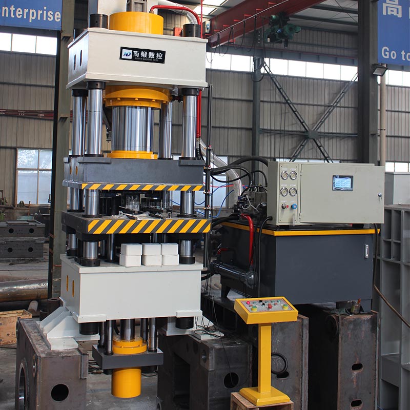 滕州廠家現貨供應315噸三梁四柱液壓機粉末成型油壓機金屬成型液壓機