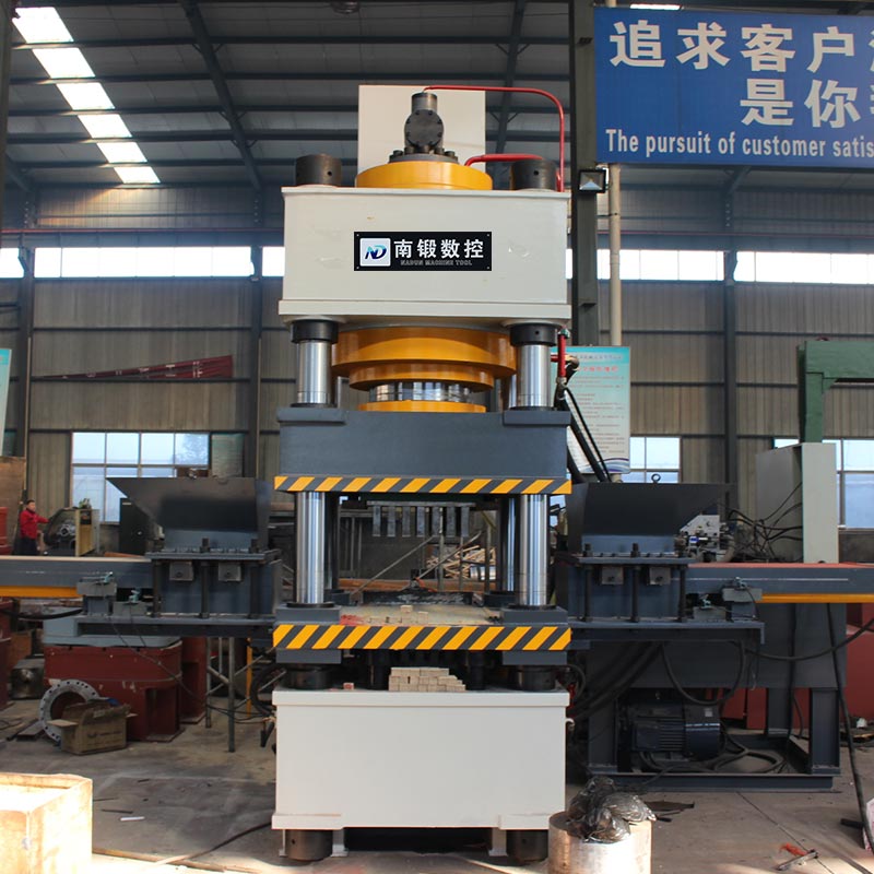 滕州廠家現貨供應315噸三梁四柱液壓機粉末成型油壓機金屬成型液壓機