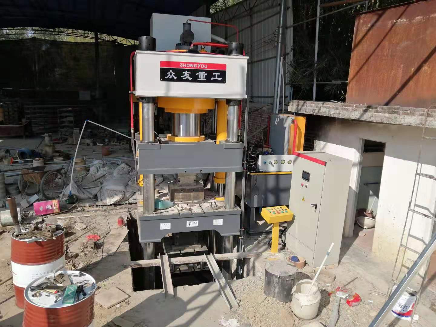 石墨匣缽成型油壓機(jī)實(shí)體廠家