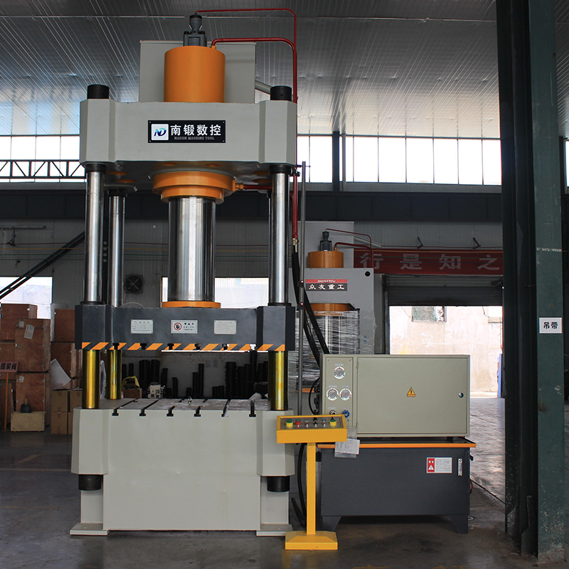 使用油壓機在工作中有可能出現的問題