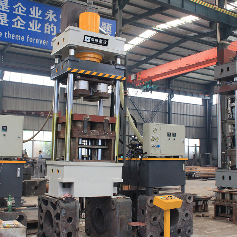 100T四柱油壓機(jī) 100噸塑料菜板砧板熱壓成型液壓機(jī)