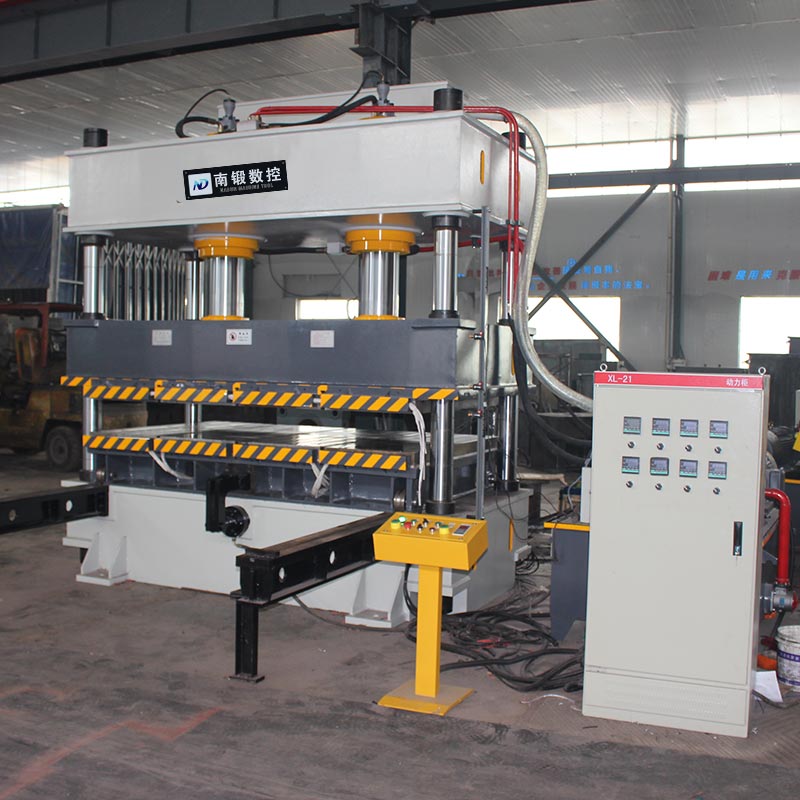 滕州 樹(shù)脂瓦樹(shù)脂井蓋成型油壓機(jī) 秸稈瓦熱壓成型四柱液壓機(jī)