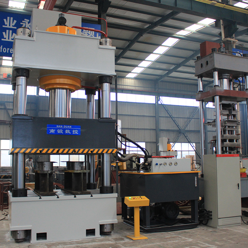 山東 滕州油壓機(jī)哪家好？滕州四柱油壓機(jī)哪家好？