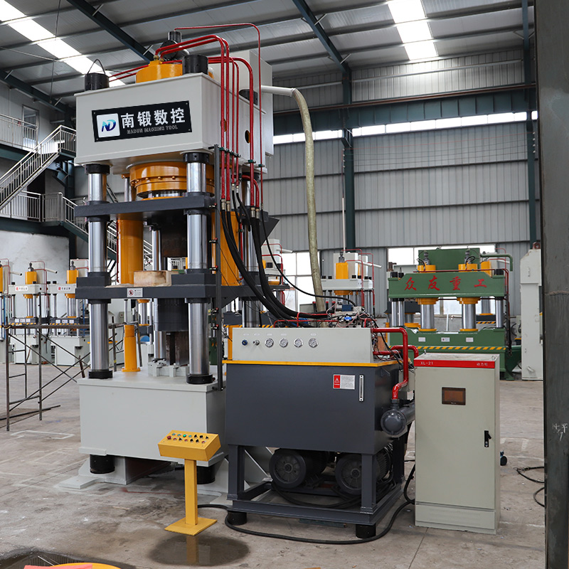 1000噸牛羊舔磚油壓機25KG鹽磚機全自動粉末成型液壓機四柱壓力機