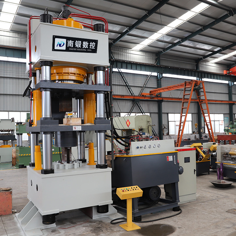 1000噸牛羊舔磚油壓機25KG鹽磚機全自動粉末成型液壓機四柱壓力機