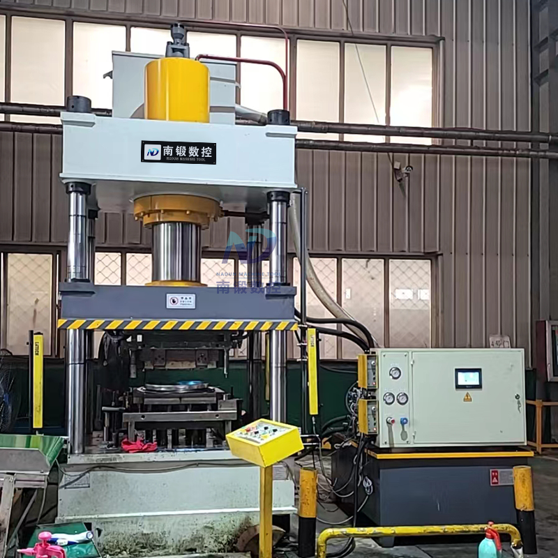 海爾洗衣機轉筒拉伸成型油壓機  315噸四柱油壓機