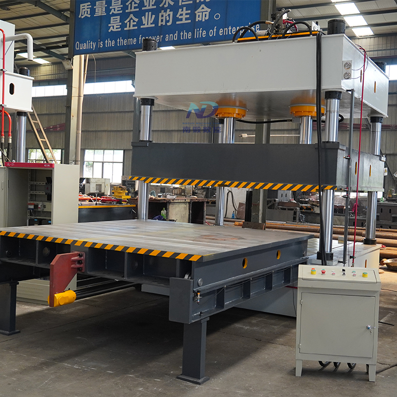 400噸雙缸四柱油壓機(jī) 移動(dòng)工作臺(tái)壓力機(jī) 
