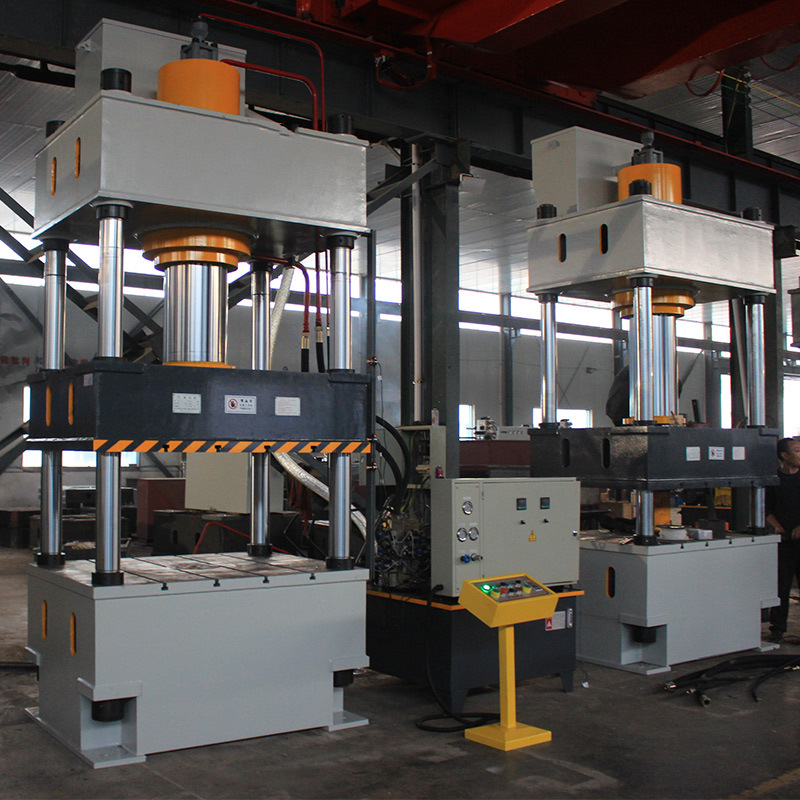 滕州315t豬用漏糞板成型液壓機(jī)315T熱壓成型壓力機(jī)四柱油壓機(jī)