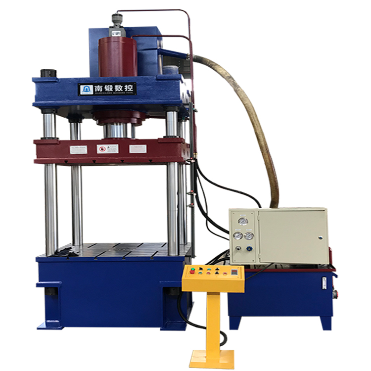 四柱油壓機(jī)圖片