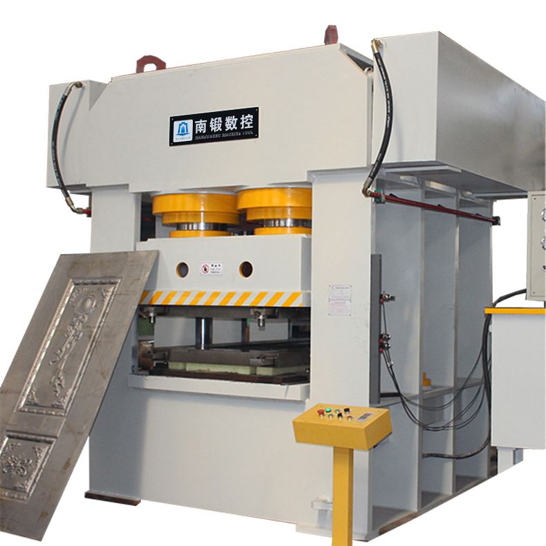 定制型油壓機 2500噸大型框式門面壓花機