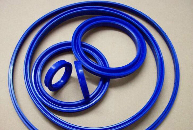 四柱油壓機怎么換油封？