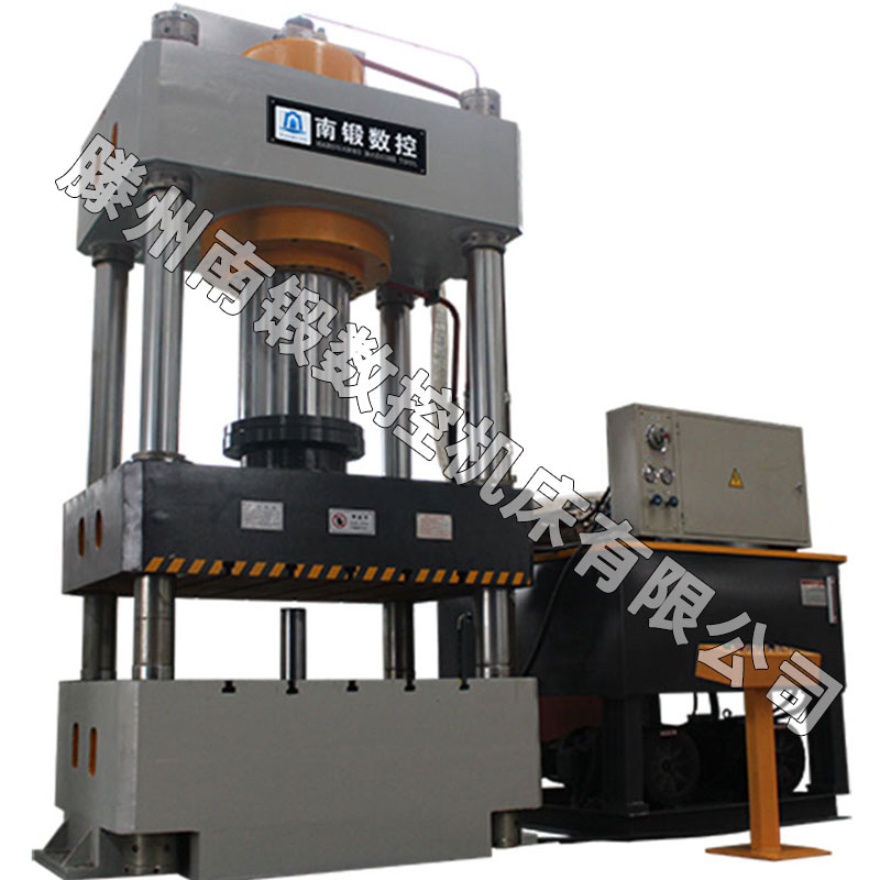 四柱油壓機散熱性好嗎？其構件承受載荷說明