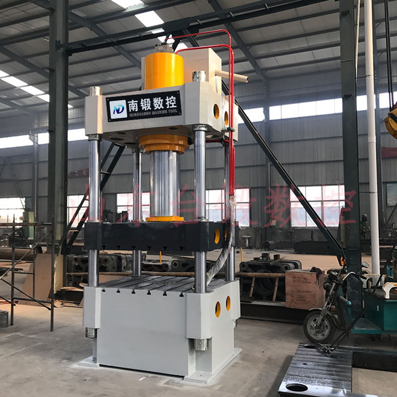 雙色魚餌陶瓷粉末壓塊成型液壓機自動送料一模多出快速成型壓塊機