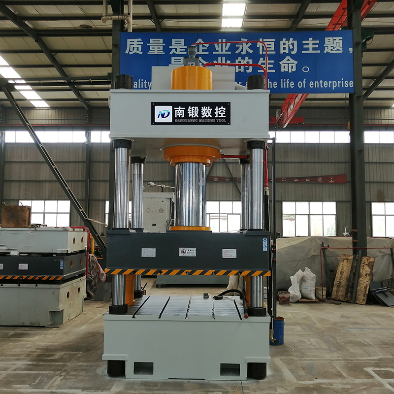 400噸不銹鋼水槽拉伸成型液壓機四柱油壓機