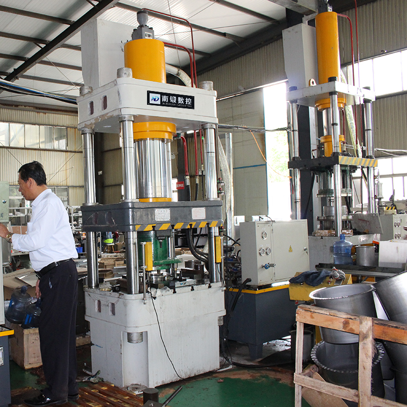 200噸四柱拉伸成型壓機(jī)160噸金屬拉伸成型油壓機(jī)