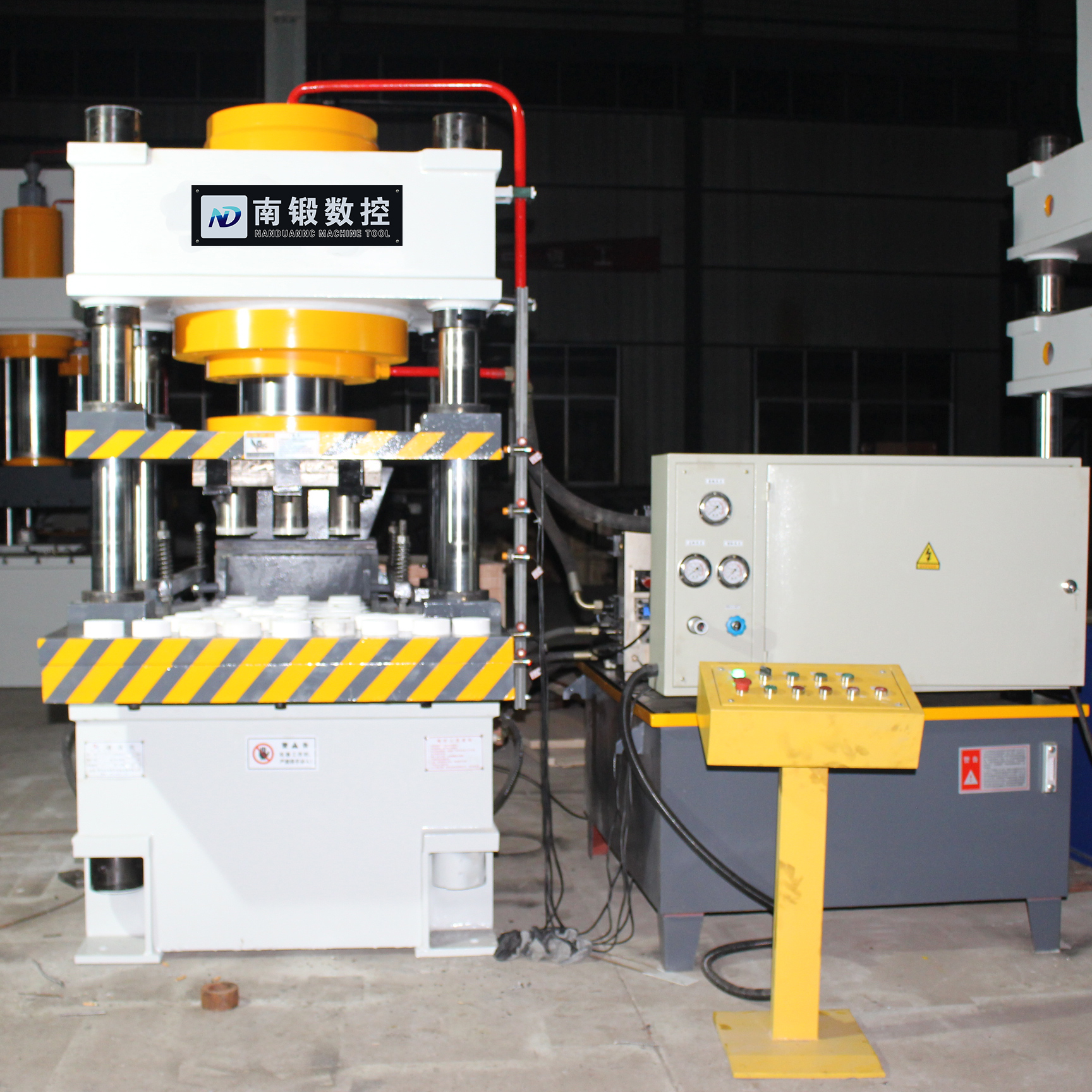 315噸硼砂全自動粉末成型油壓機硼砂成型壓塊機