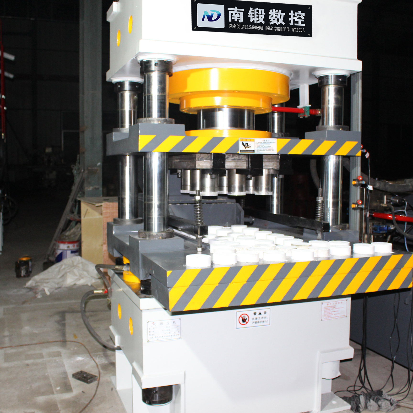 315噸硼砂全自動粉末成型油壓機硼砂成型壓塊機