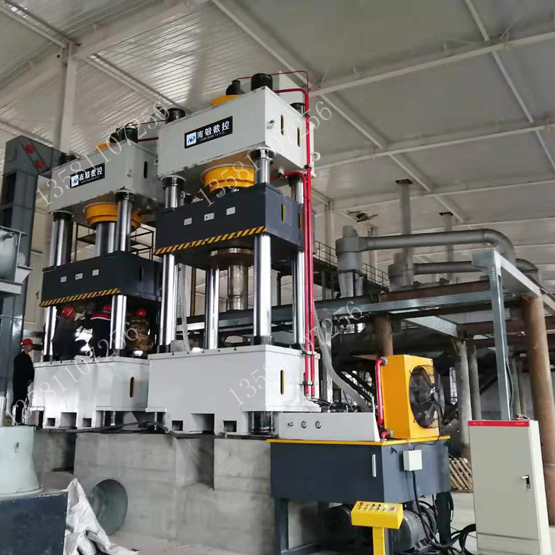 滕州1000噸石墨棒 石墨電極棒 碳棒粉末成型四柱油壓機