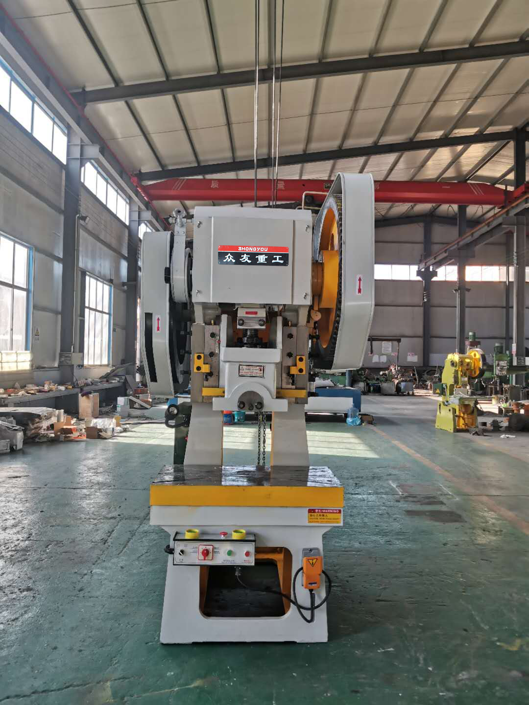 油壓機-100噸單臂液壓沖的用途