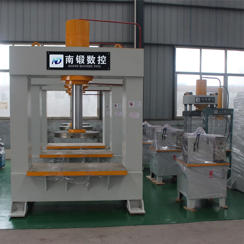 油壓機(jī)-龍門液壓機(jī)的安全操作步驟