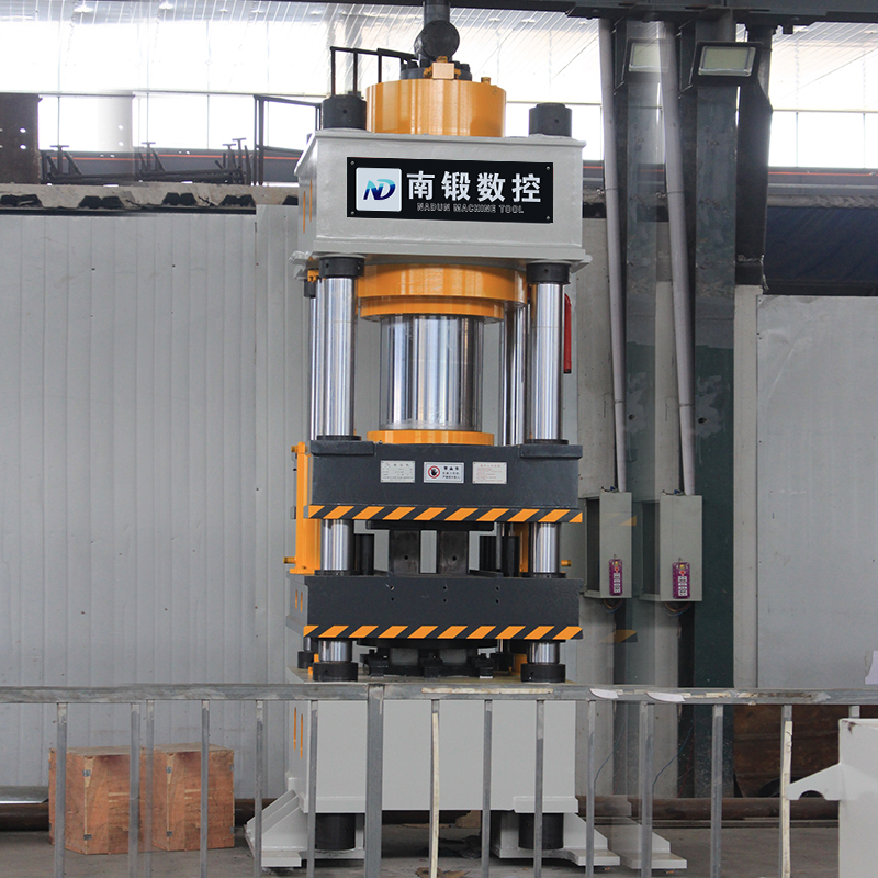 630T牛羊舔磚成型油壓機，鹽磚成型油壓機一出二