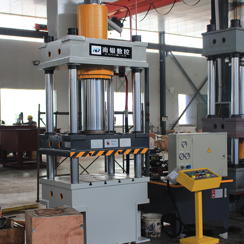 200T漏水篦子成型油壓機，200噸金屬成型四柱油壓機