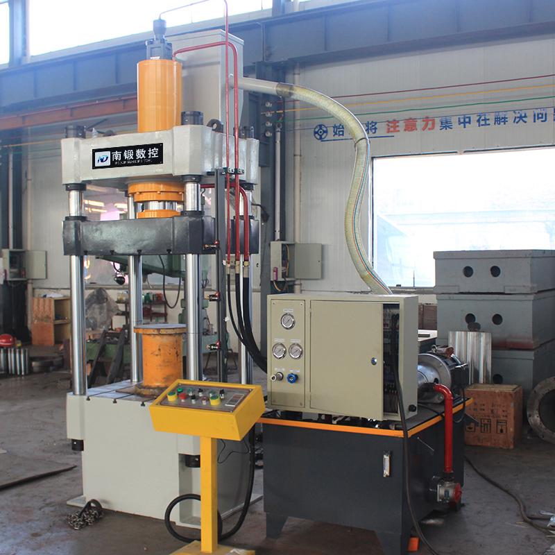 200T三梁四柱油壓機，200噸金屬拉伸成型油壓機