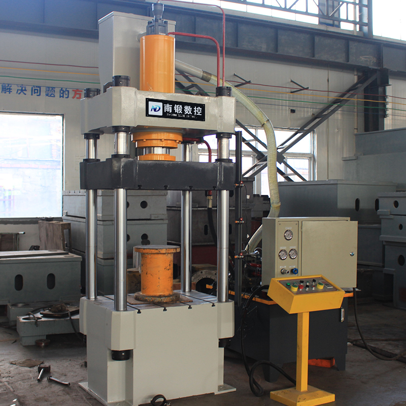 200T三梁四柱油壓機，200噸金屬拉伸成型油壓機