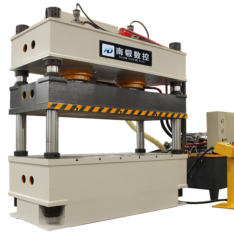 200t彩石金屬瓦成型油壓機200噸金屬成型壓力機