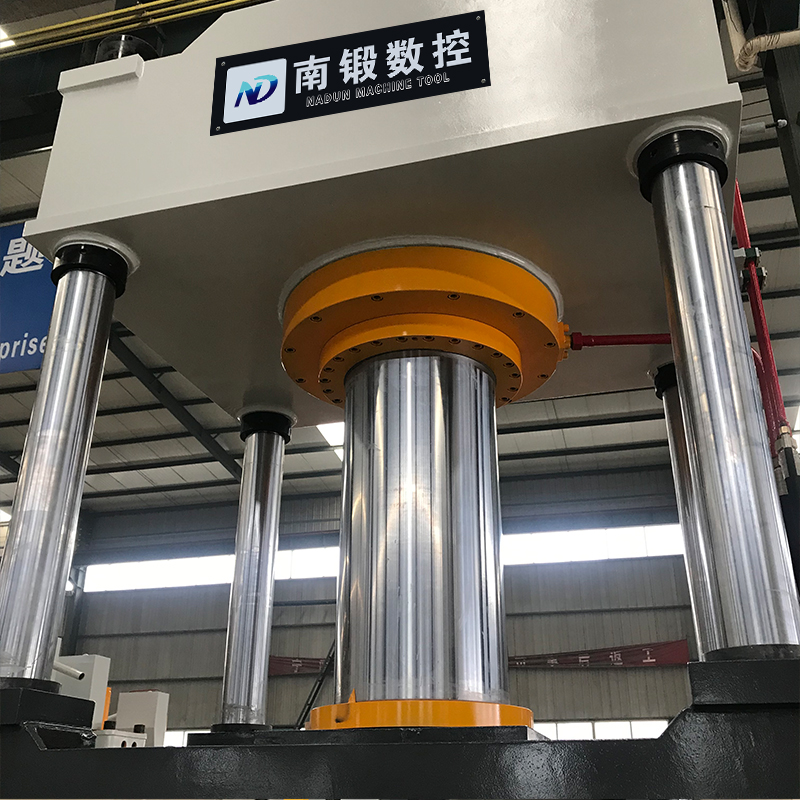 500T三梁四柱油壓機，500噸常規油壓機