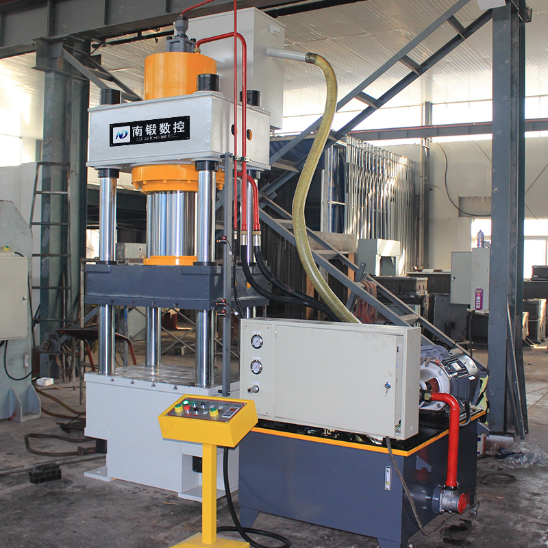 400T三梁四柱油壓機，400T成型油壓機