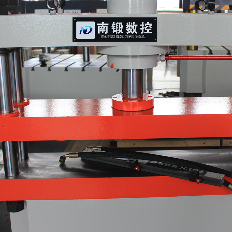 63T三梁四柱油壓機(jī)，63噸小噸位油壓機(jī)