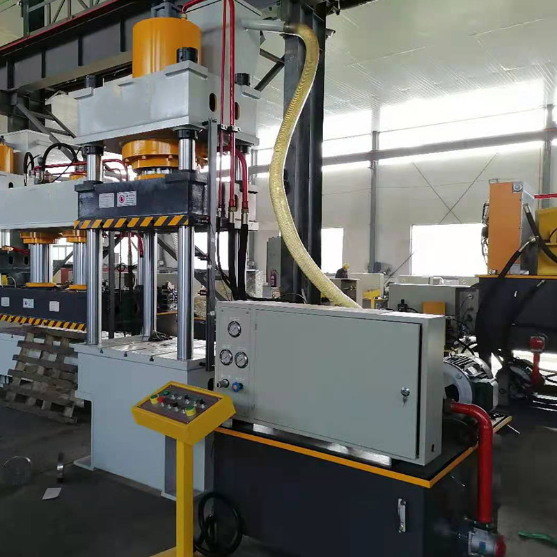 200噸四柱油壓機拉伸成型落料液壓機三梁四柱壓力機滕州