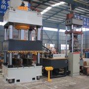 漏糞板設備生產廠家該如何選擇？