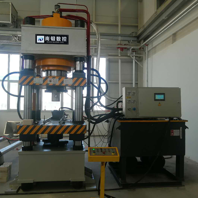 全自動粉末成型液壓機500t牛羊舔磚鹽磚機10公斤鹽塊油壓機