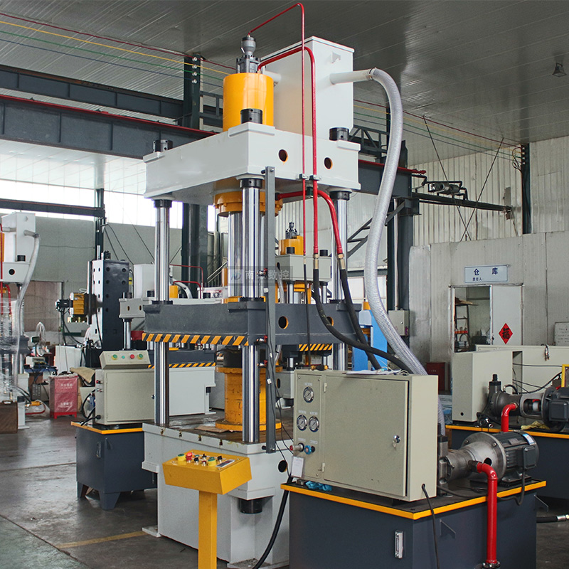 滕州液壓機(jī)廠家YQ32-200T三梁四柱油壓機(jī) 滕州液壓機(jī)廠家YQ32-200T三梁四柱油壓機(jī)