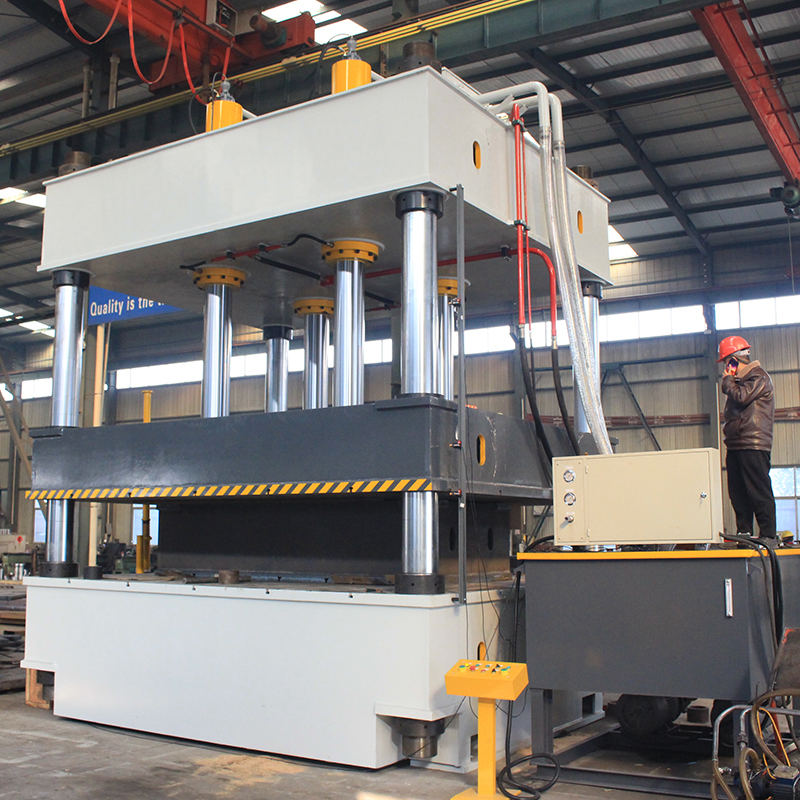 630噸四柱油壓機定制油壓機大臺面壓力機