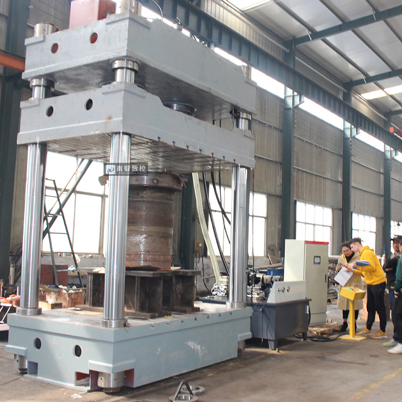 400噸雙缸大臺面落料成型油壓機(jī)定制液壓機(jī)